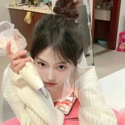 他有一张鲍嘉的脸